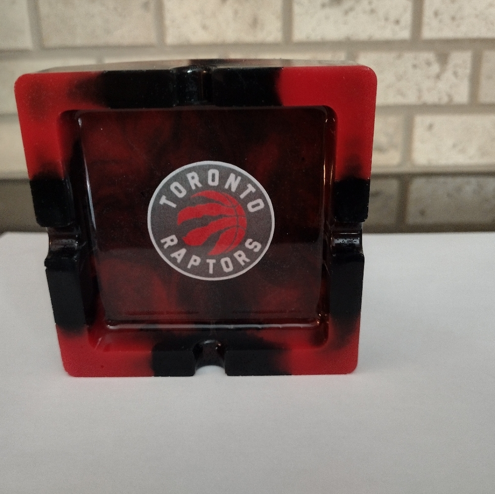 Toronto Raptors ashtray - Picture 6 of 8